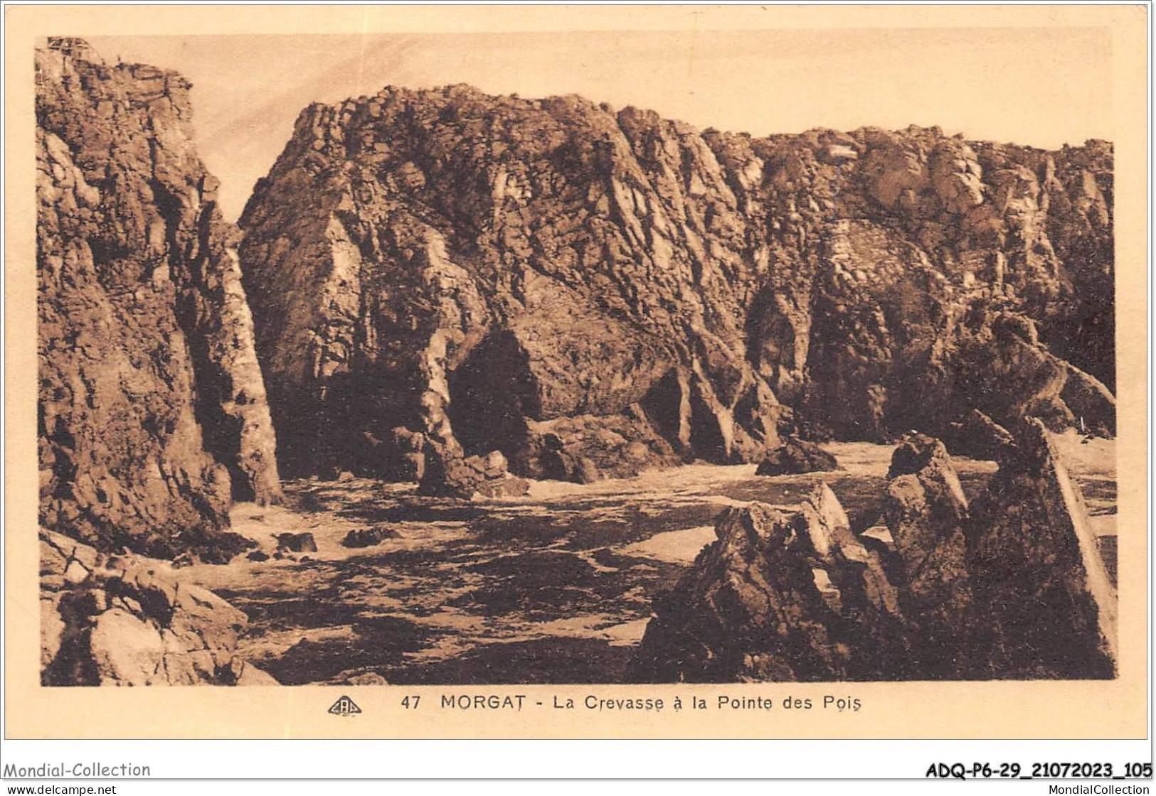 ADQP6-29-0547 - MORGAT - La Crevasse à La Pointe Des Pois - Morgat