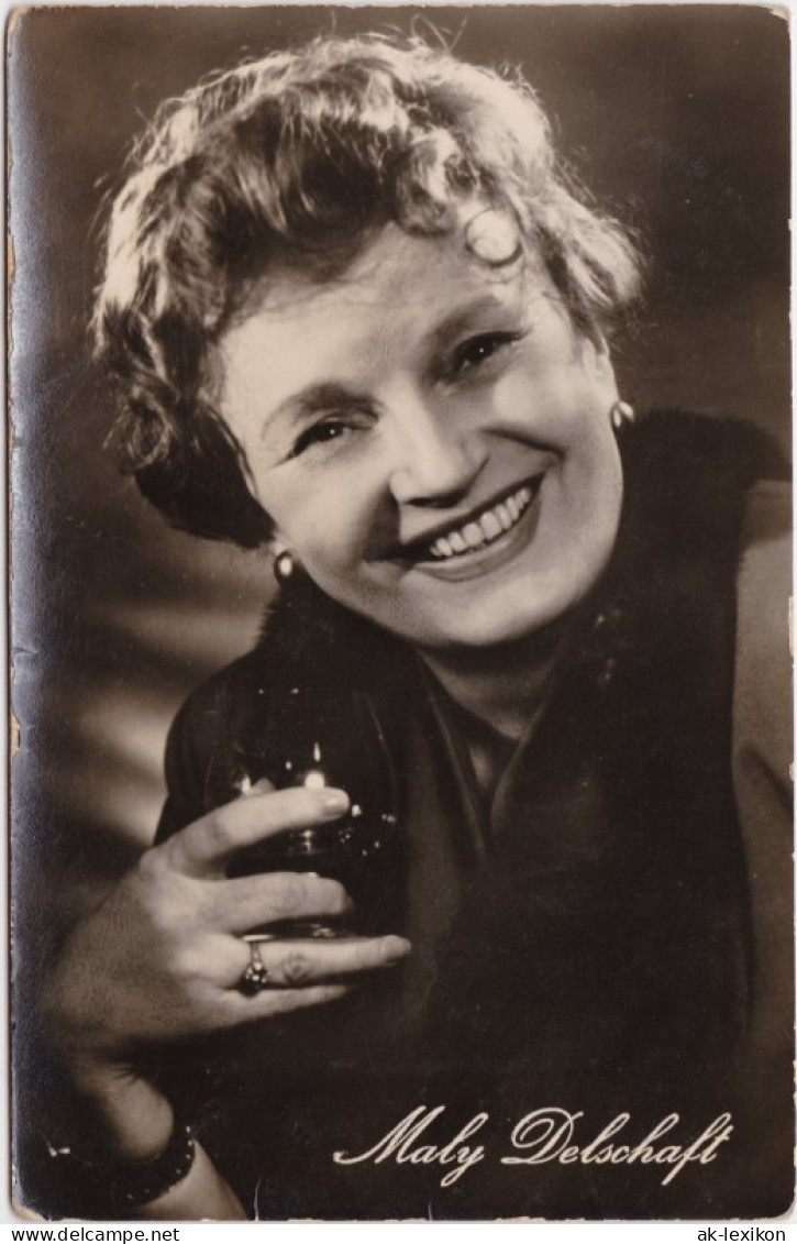 Ansichtskarte  Portrait Schauspielerin Maly Delschaft 1958 - Actors