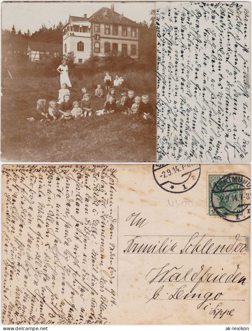 Ansichtskarte  Kinder Sitzten Auf Wiese Vor Villa 1914 - To Identify