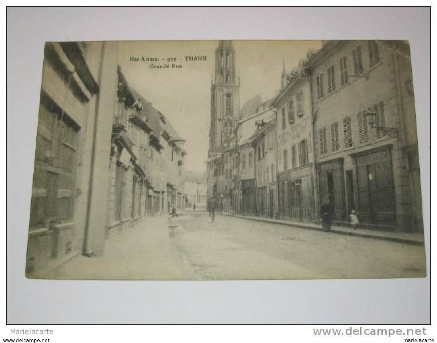 M523 (vente Directe )    Haute Alsace Thann Grande Rue  1915  Léger Petit Plis En Haut - Thann