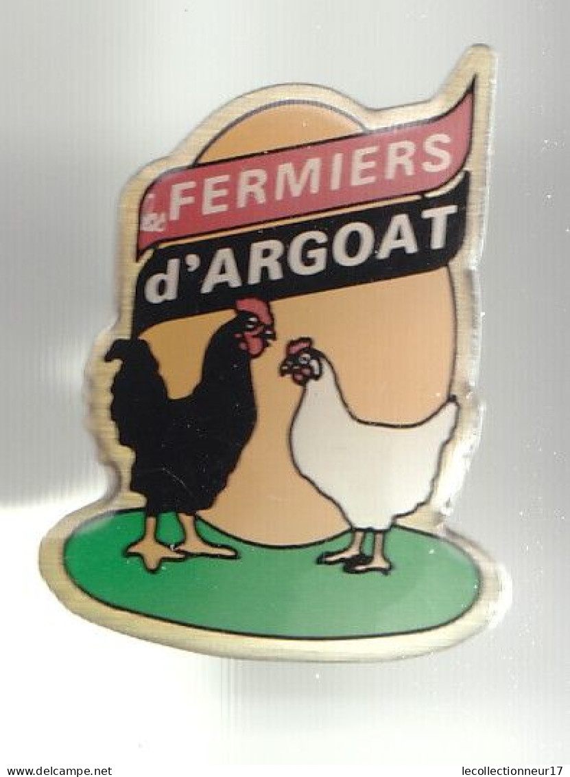 Pin's Fermiers D' Argoat à Ploufragan Poule Poulet Coq Réf 2629 - Städte