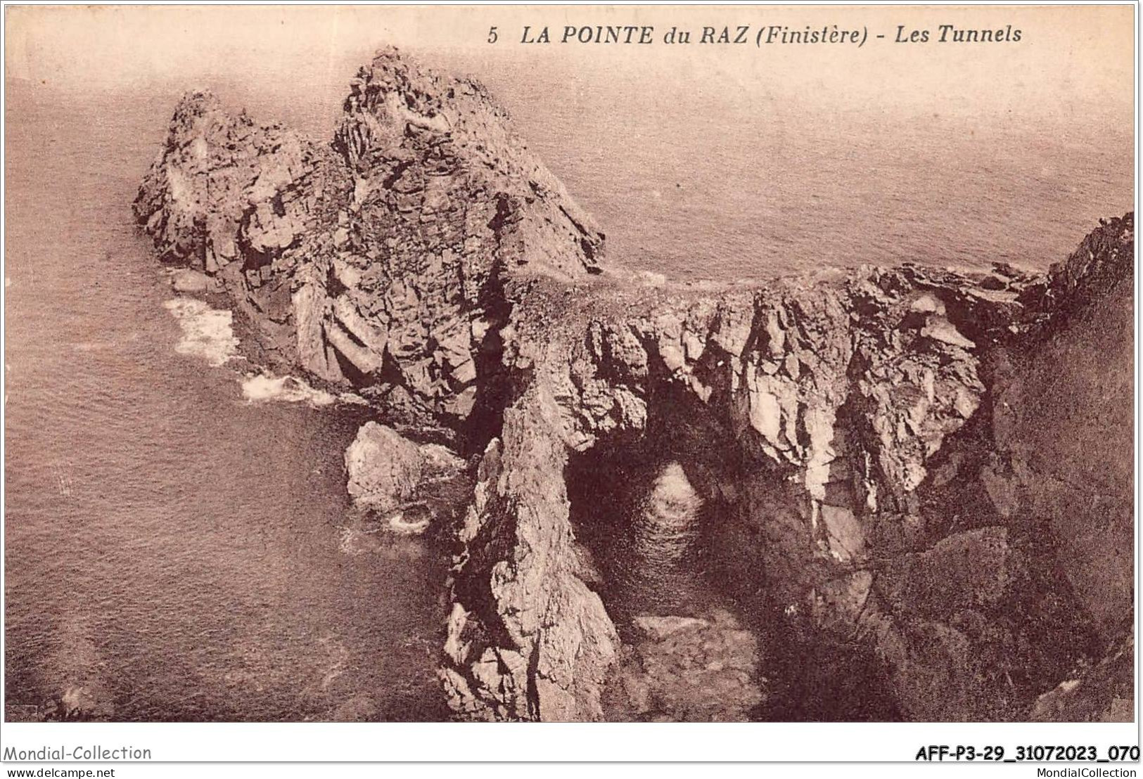 AFFP3-29-0217 - LA POINTE DU RAZ - Les Tunnels  - La Pointe Du Raz