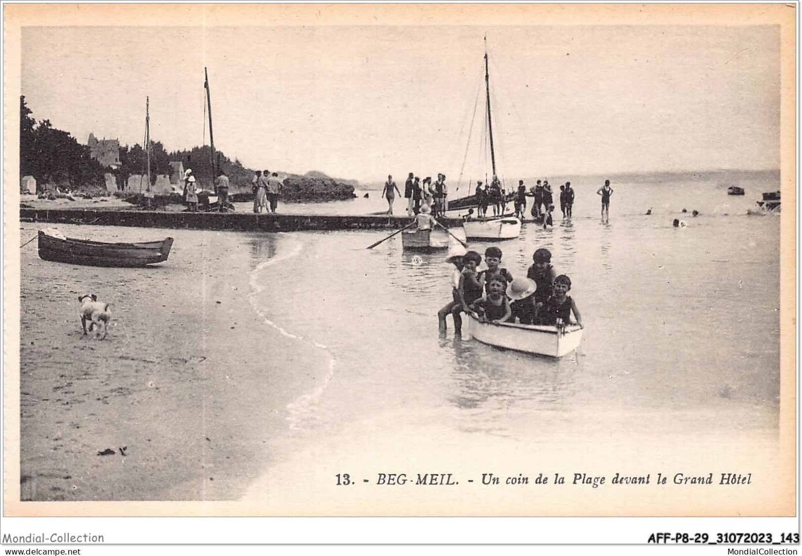 AFFP8-29-0686 - BEG-MEIL - Un Coin De La Plage Devant Le Grand Hôtel  - Beg Meil