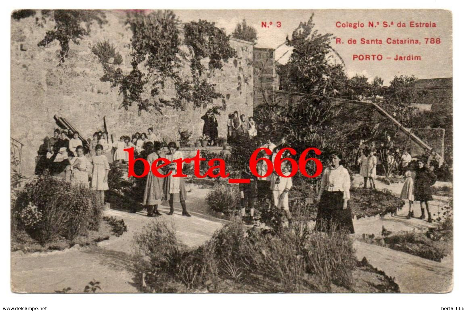 Porto * Colégio Nossa Senhora Da Estrela * Alunos No Jardim - Porto