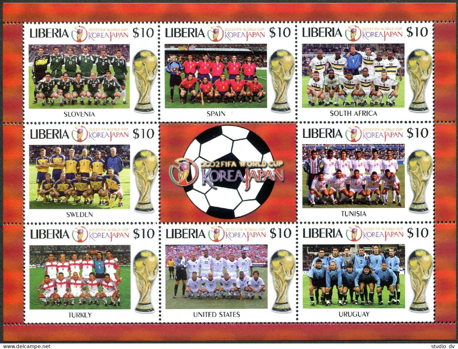 Liberia 2002 World Soccer Cup Japan-Korea Sheet Of 8/label, MNH. - Liberia