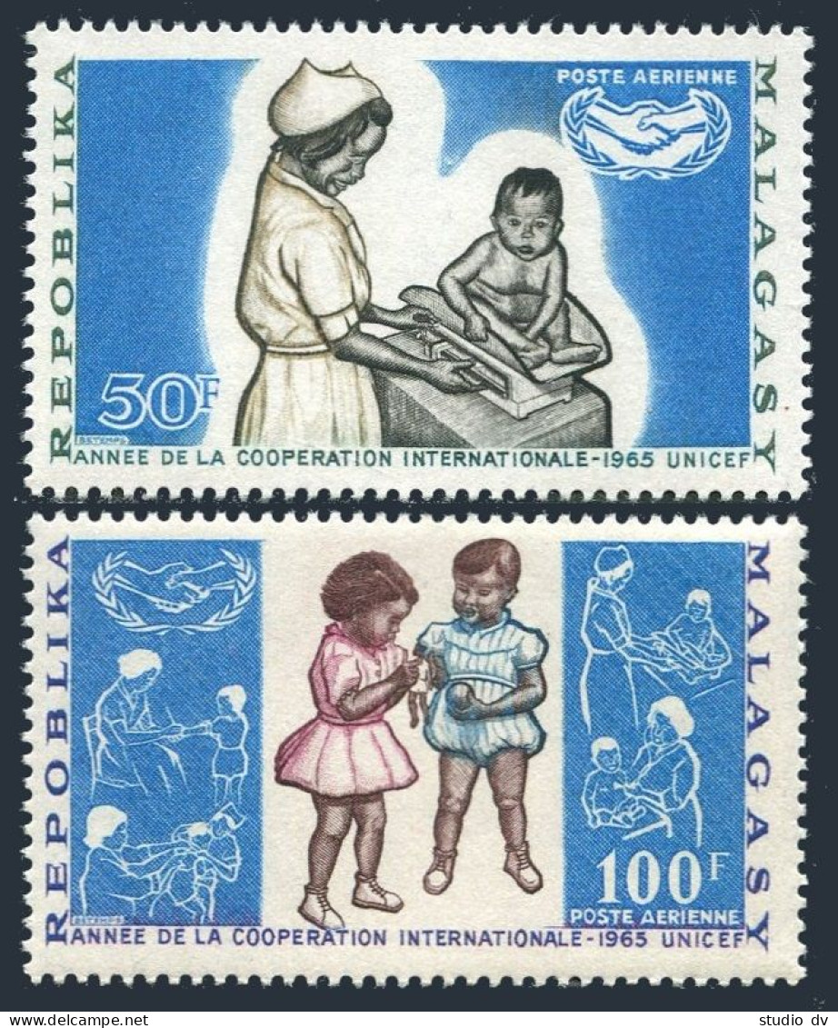 Malagasy C81-C82,hinged.Mi 536-537. Cooperation Year ICY-1965.Child Care Scenes. - Madagascar (1960-...)