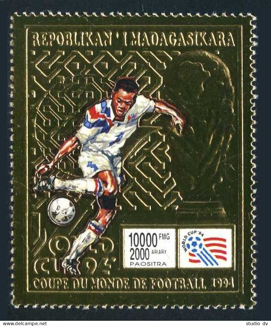 Malagasy 1255A Gold,MNH.Michel 1683. World Soccer Cup Atlanta,USA-1994. - Madagascar (1960-...)