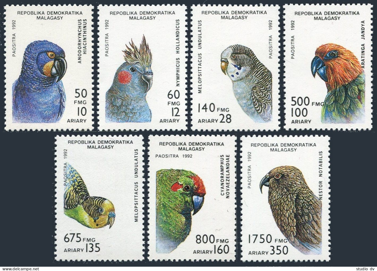 Malagasy 1114-1120,1121,MNH. Michel 1423-1429, Bl.209. Birds 1993. Parrots. - Madagascar (1960-...)