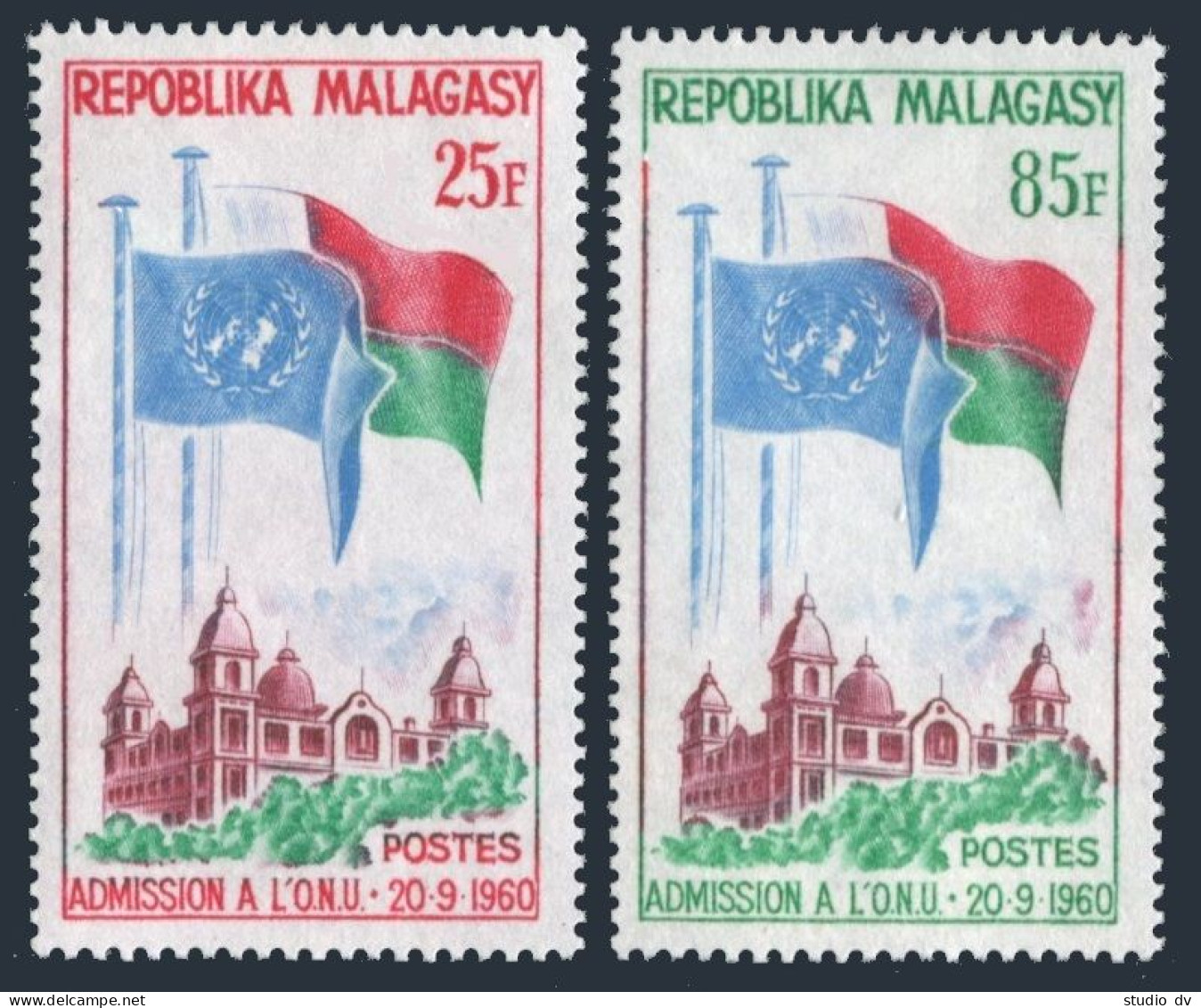Malagasy 326-327,MNH. Mi 475-476. Admission To UN,1962.Flags.Government Building - Madagascar (1960-...)