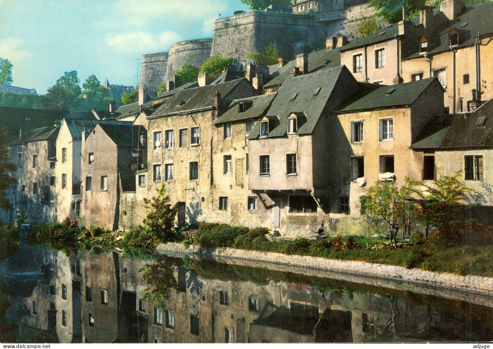 CPM- Luxembourg- L'Alzette Pittoresque Au Grund Avec Vue Sur La Bastion Du St.-Esprit *TBE* 2 Scans* - Mondorf-les-Bains