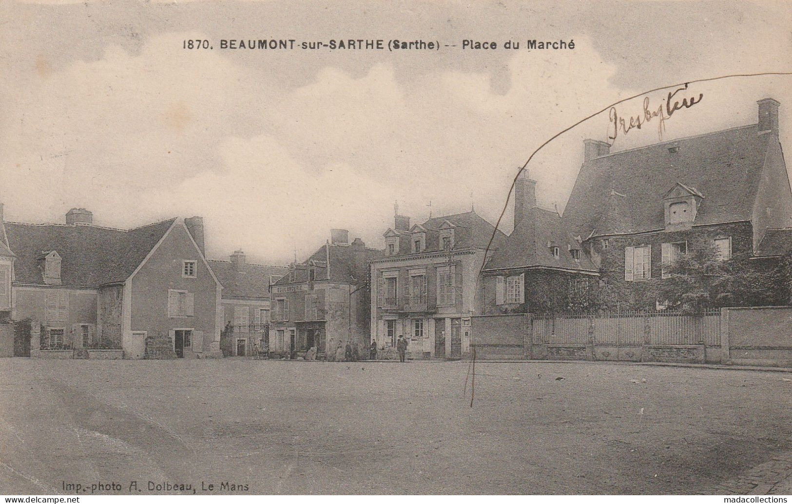 Beaumont Sur Sarthe  (72 - Sarthe) Place Du Marché - Beaumont Sur Sarthe