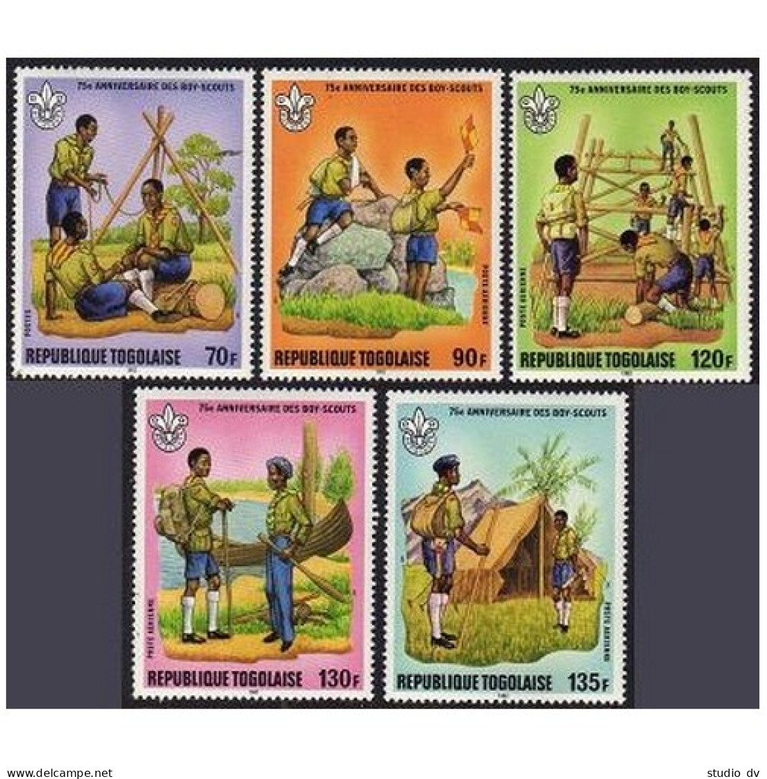 Togo 1131,C464-C467,MNH.Michel 1589-1593. Scouting Year 1982.Pitching,Canoe. - Togo (1960-...)