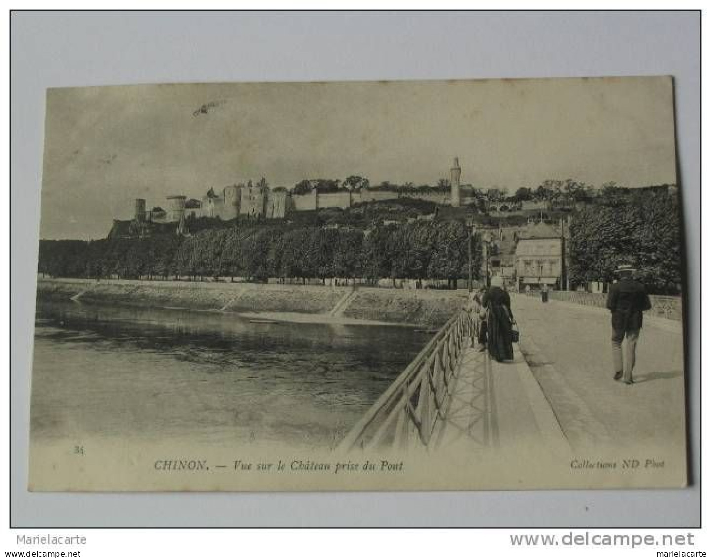 LM7 -  Chinon  Vue Sur Le Chateau Prise Du Pont - Chinon