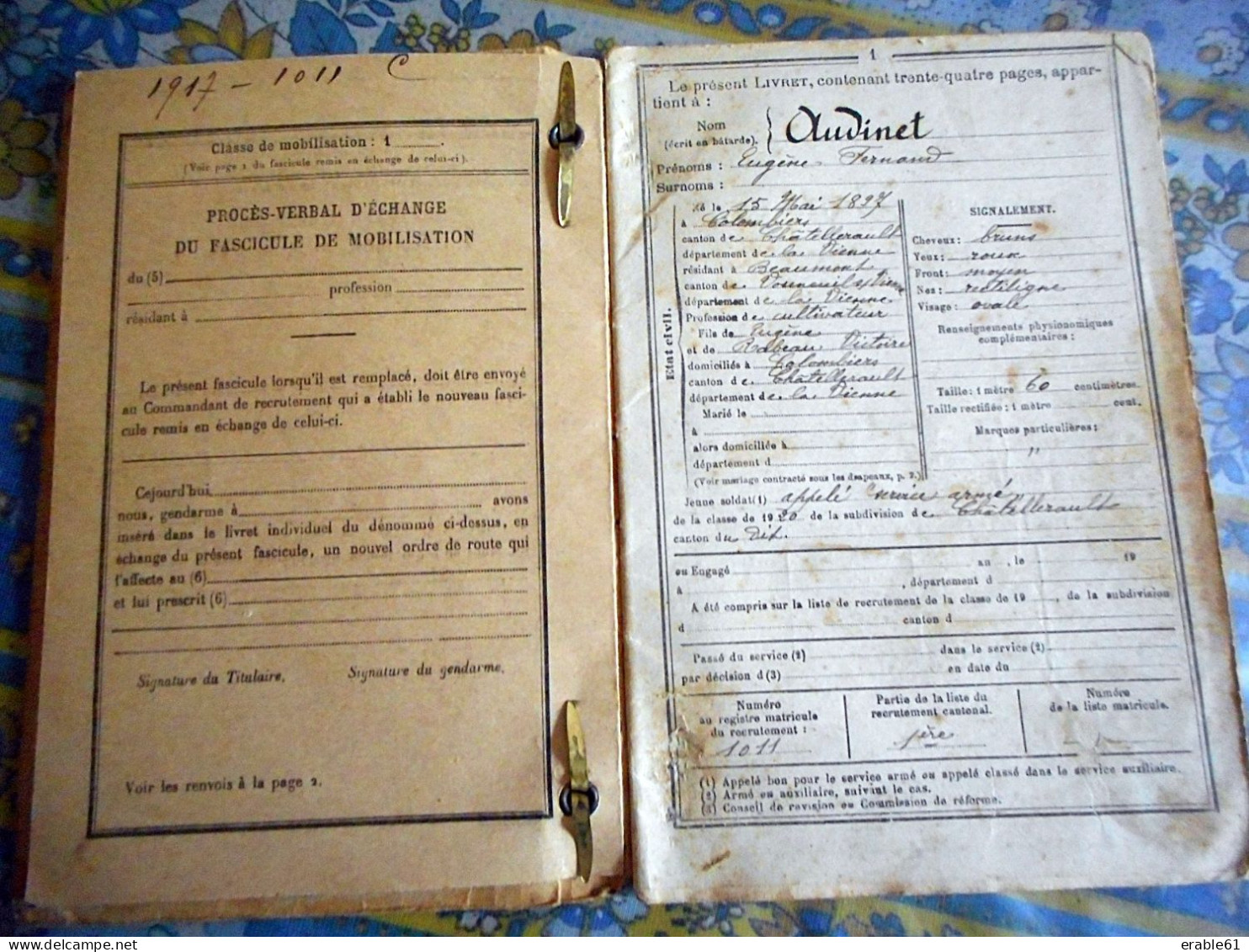 LIVRET MILITAIRE AUDINET EUGENE Classe 1917 COLOMBIERS + FASCICULE DE MOBILISATION - Documents