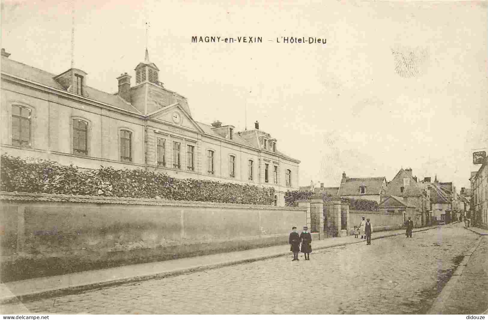 95 - Magny En Vexin - L'Hotel Dieu - Animée - CPA - Voir Scans Recto-Verso - Magny En Vexin