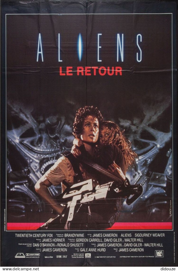 Cinema - Aliens - Le Retour - Sigourney Weaver - Illustration Vintage - Affiche De Film - CPM - Carte Neuve - Voir Scans - Affiches Sur Carte