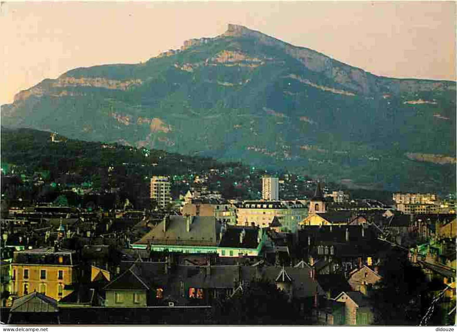 73 - Chambéry - La Ville Vue De Nuit - CPM - Voir Scans Recto-Verso - Chambery
