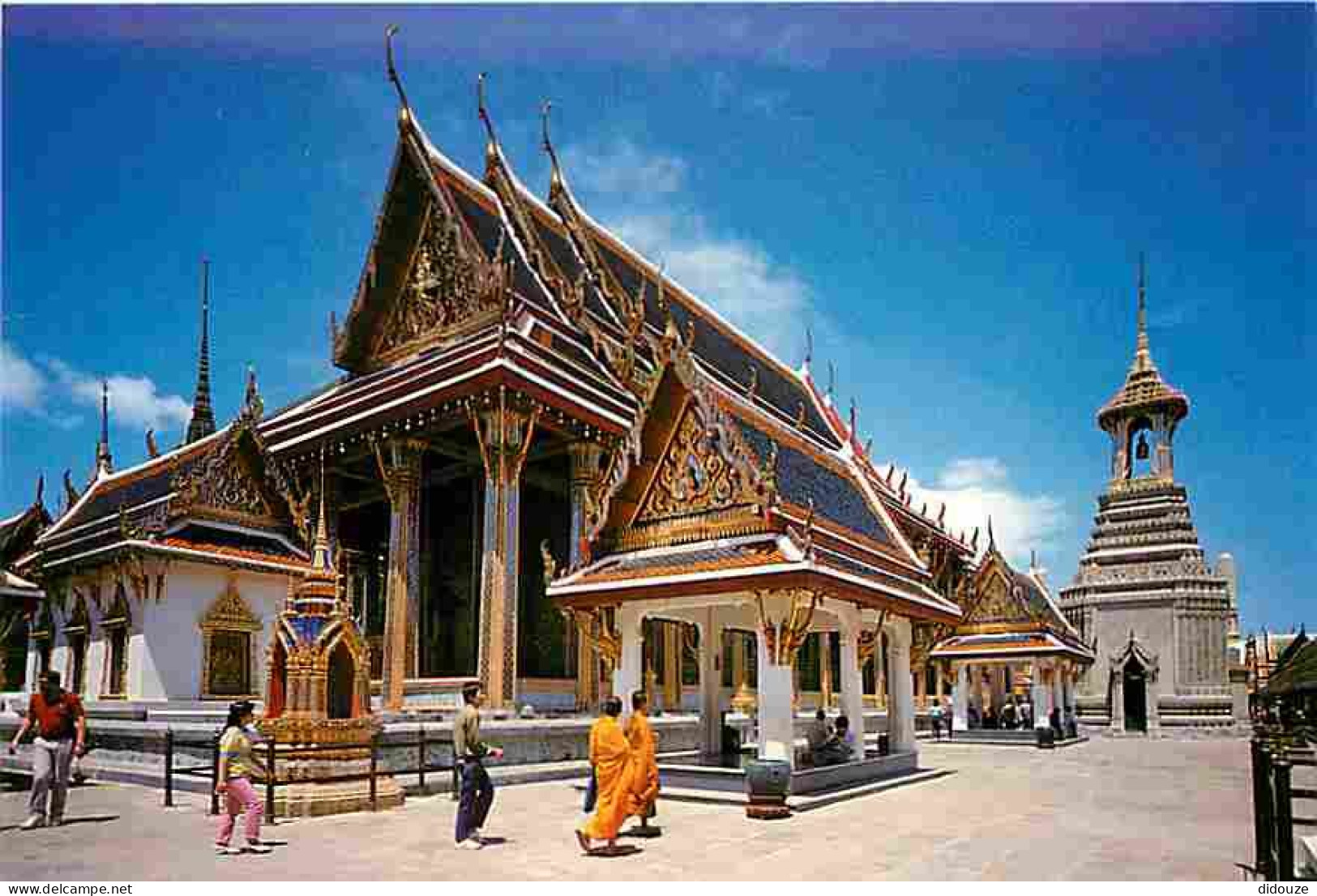 Thailande - Inside The Grounds Of War Phra Keo - Emerald Buddha Temple - CPM - Voir Scans Recto-Verso - Thailand