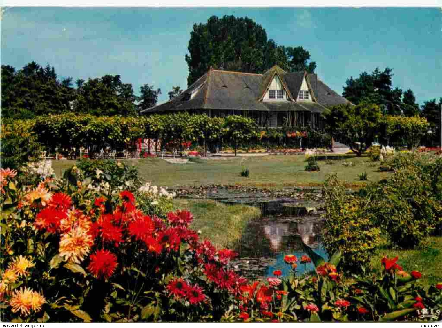 03 - Vichy - Golf House - CPM - Voir Scans Recto-Verso - Vichy