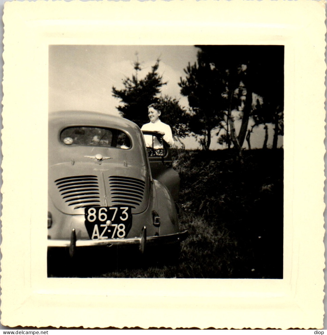 Photographie Photo Vintage Snapshot Amateur Automobile Voiture Auto 4 Chevaux - Automobile