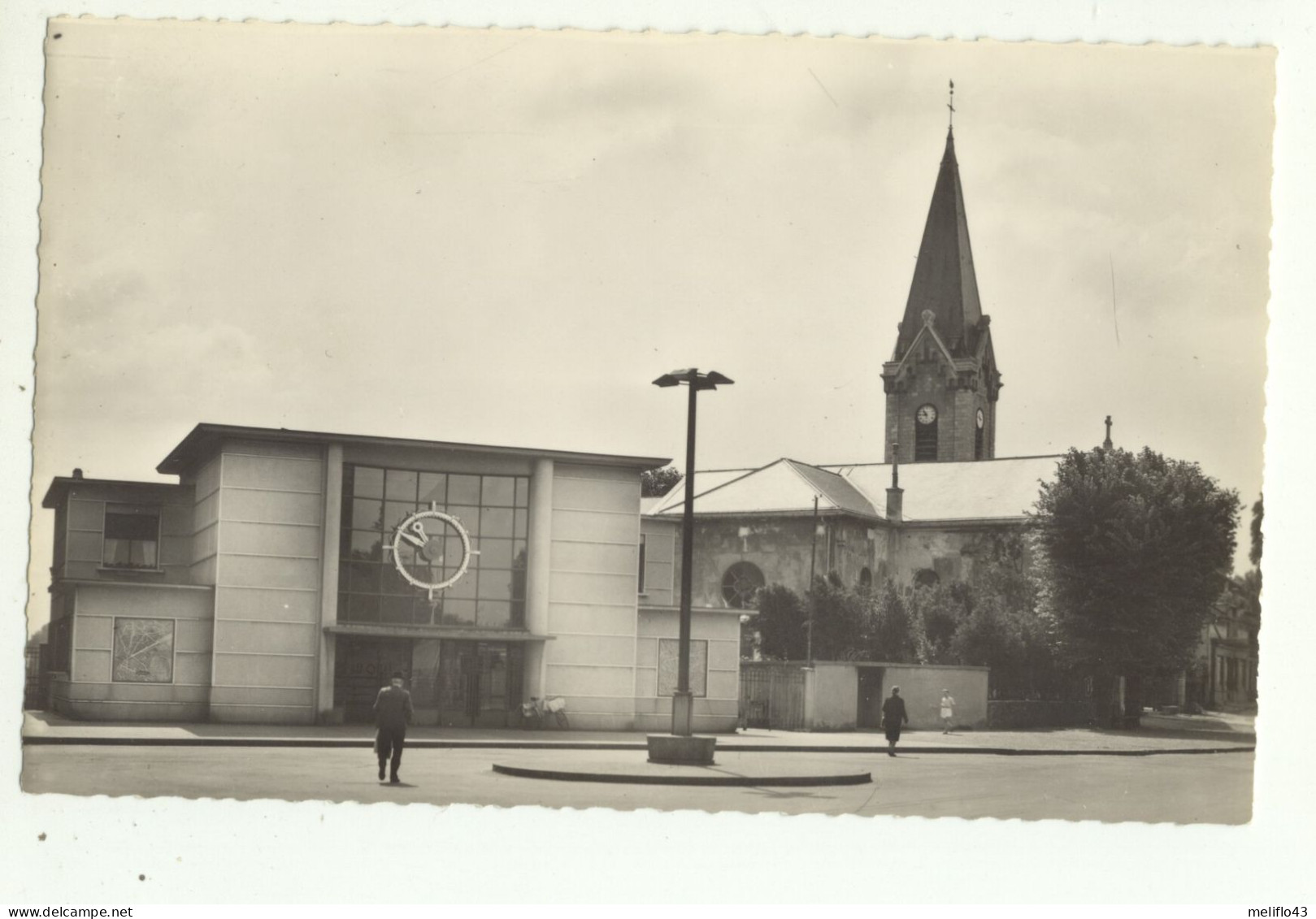 92/ CPSM - Meudon - Gare De Bellevue Et Eglise - Meudon