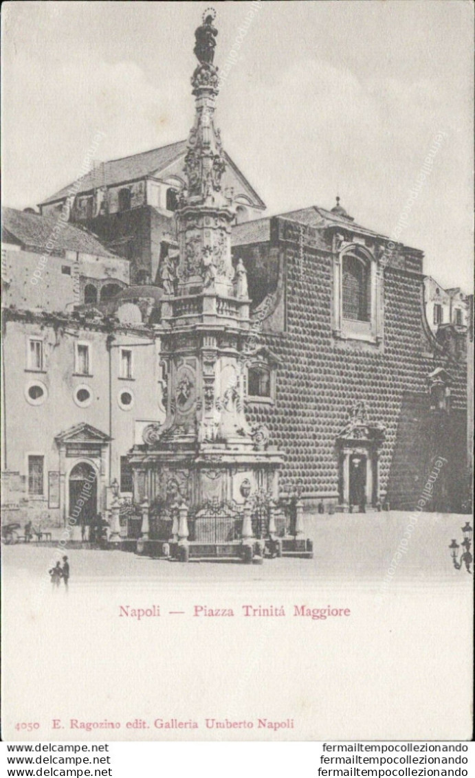 Ao498 Cartolina Napoli  Citta' Piazza Trinita' Maggiore - Napoli (Naples)