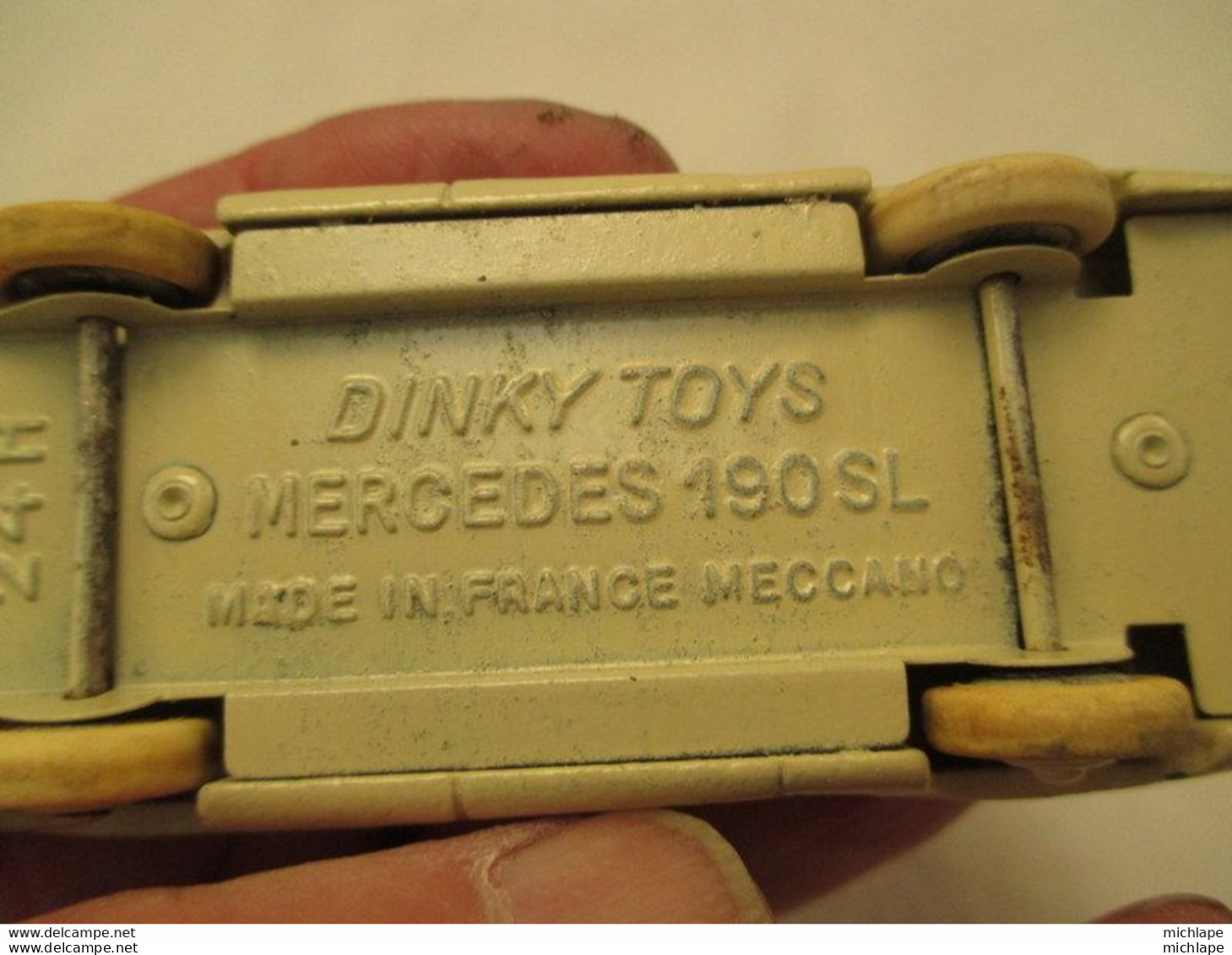 Voiture  Miniature 1/43 Em - DINKY TOYS  - MERCEDES 190 SL  - - Dinky
