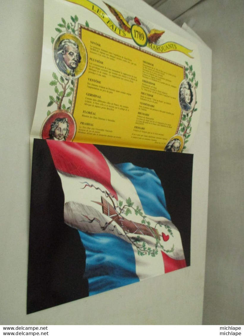 1989 - Bi Centenaire - Calendrier Révolutionnaire  Avec La Marseillaise Complète  Avec Tous Ses Couplets - Decorative Weapons