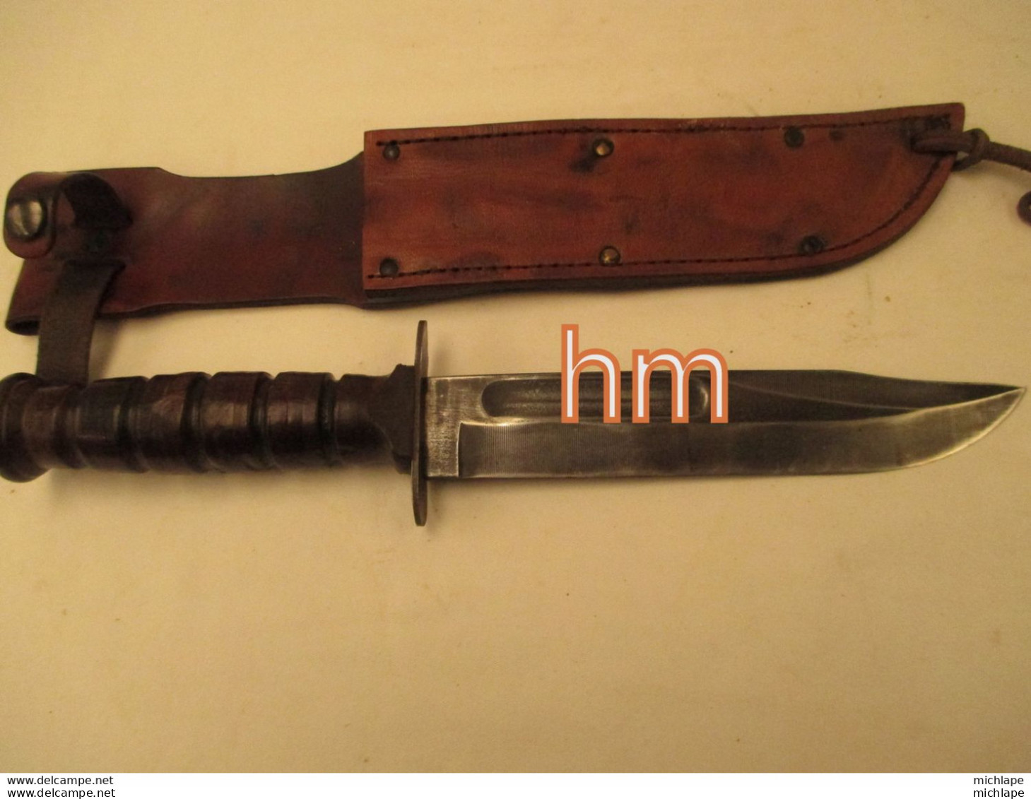 dague - poignard - couteau -   CAMILIUS - long. 31 cm  lame 17,5   tres bon état
