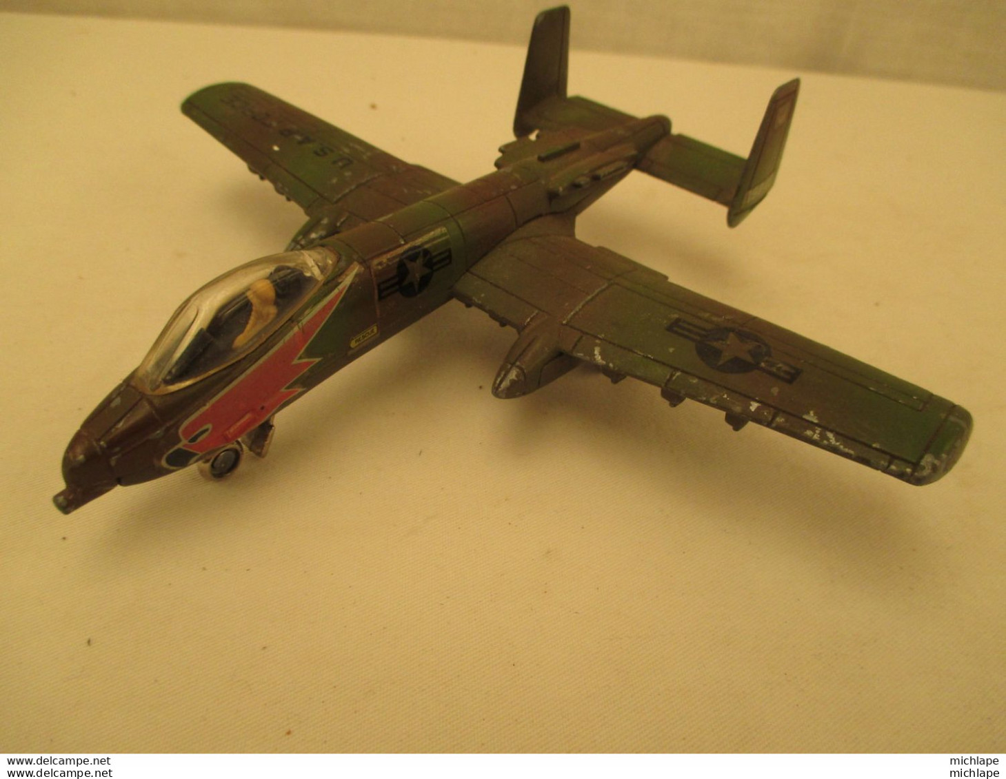 Miniature  Avion  E R T L  - US Air Force - Jouets Anciens