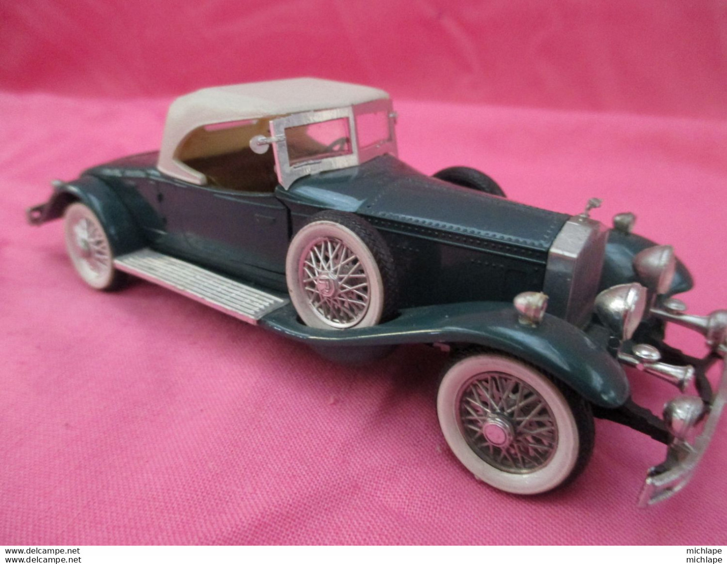 Miniature -  -1/43em -voiture    -  RIO - ROLLS ROY 1931 - Rio