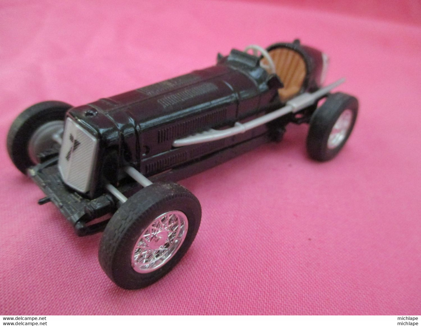 Miniature -  Voiture -1/43 Em -  MATCBOX -  1935 E R A - Matchbox