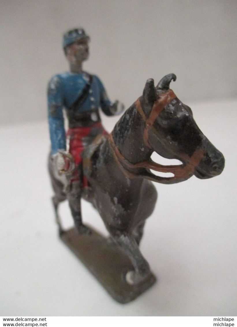 Militaire - Cavalier Et Cheval En Plomb - Jouet Du Début 20 Em - Toy Memorabilia