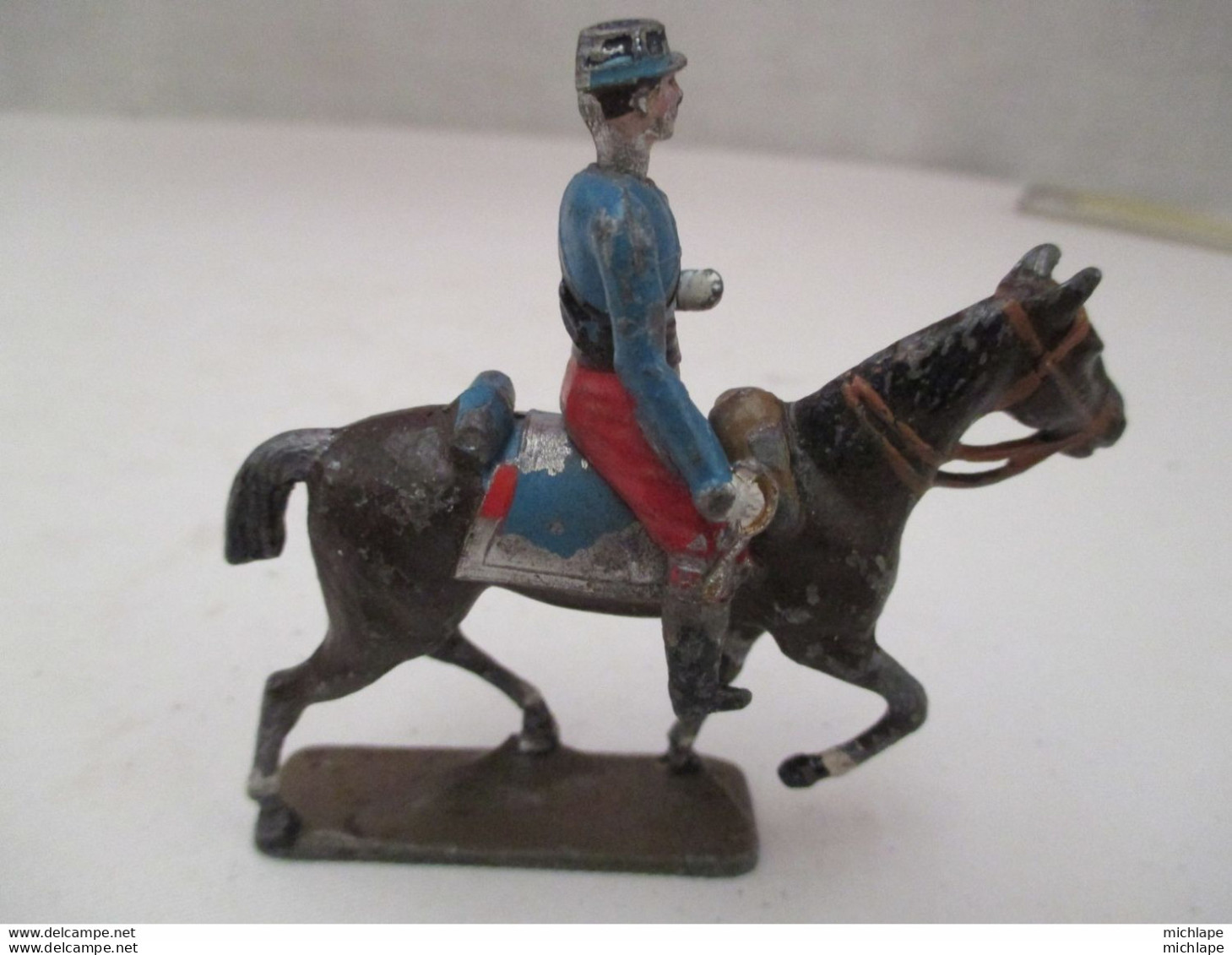 Militaire - Cavalier Et Cheval En Plomb - Jouet Du Début 20 Em - Toy Memorabilia