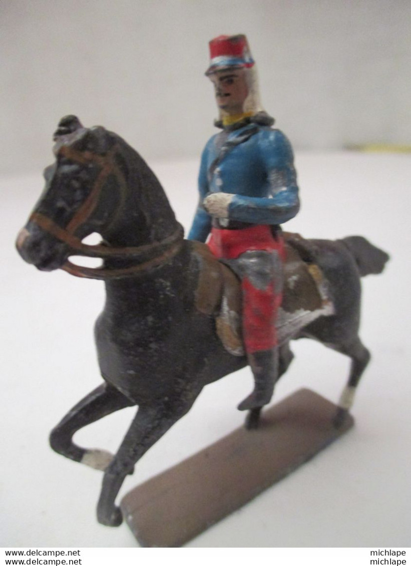 Militaire - Cavalier Et Cheval En Plomb - Jouet Du Début 20 Em - Toy Memorabilia