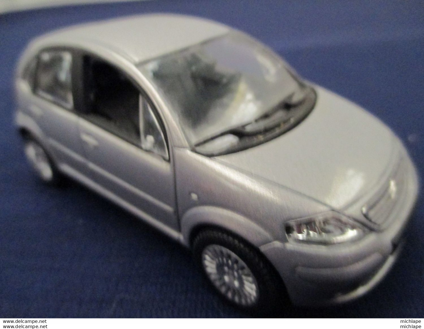 Miniature -1/43 Em -  Voiture    - NOREV    -  CITROEN C 3 - - Norev