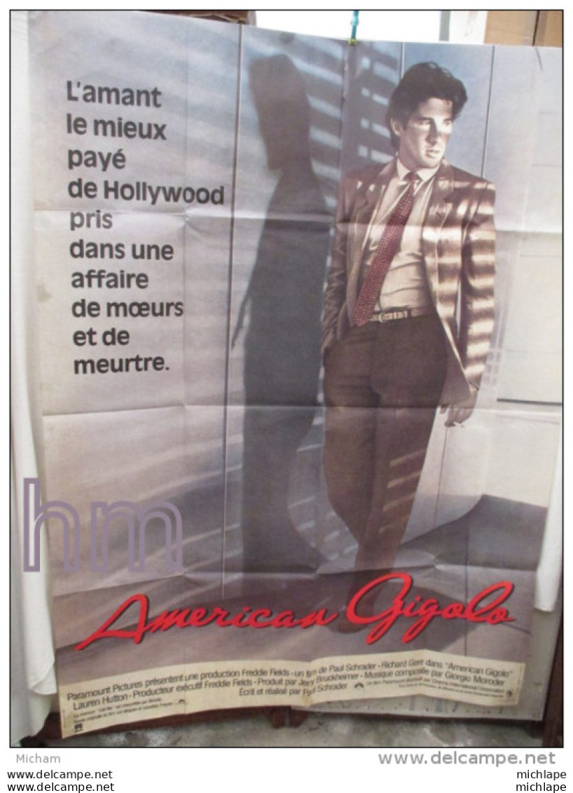 GRANDE AFFICHE DE FILM  AMERICAN GIGOLO  1m20 X 1m58    PLIEE  BON ETAT GENERAL - Plakate