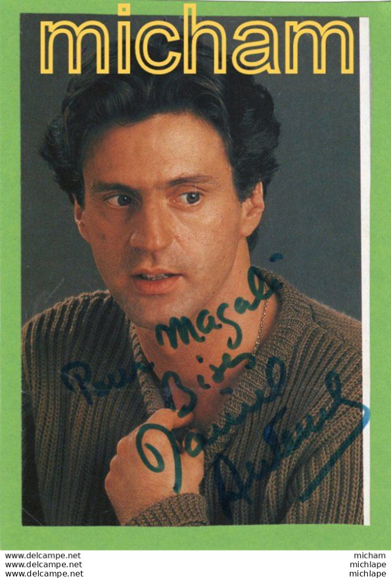 N° 1392  AUTOGRAPHE SUR PHOTO PAPIER SUR SUPORT CARTON DE DANIEL AUTEUIL 12X16 - Autres & Non Classés