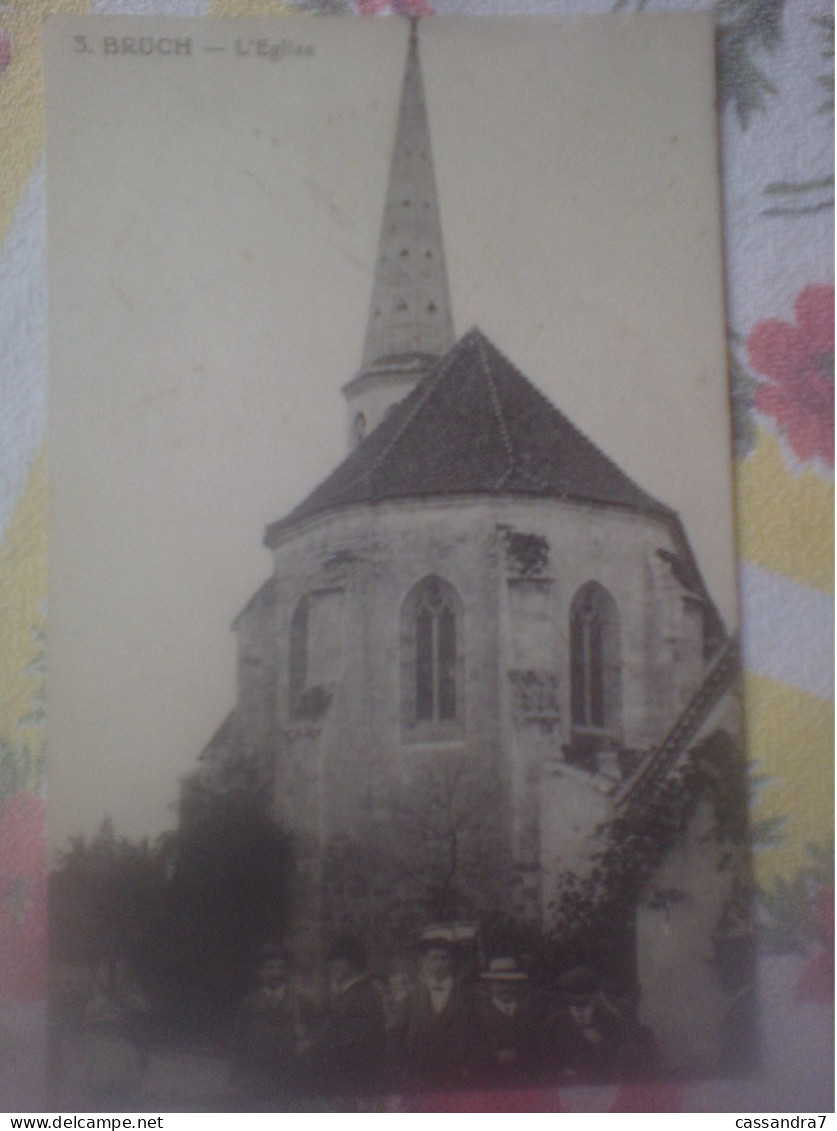 Lot Et Garonne - Animation Devant L'église De Bruch - 3 Bruch L'église - Santa-Lucia Phot. Halistai - Churches & Cathedrals