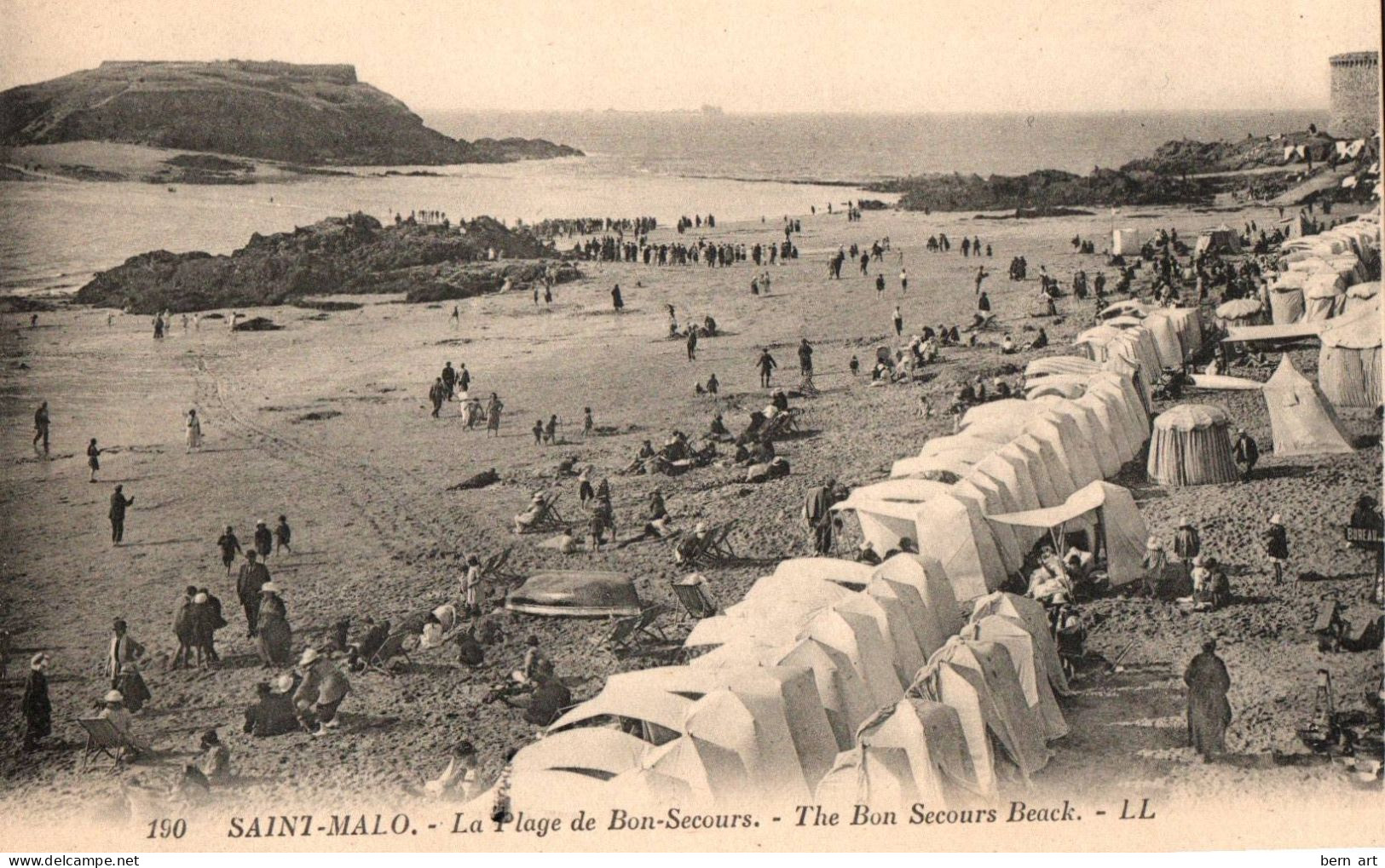 CPA 190. SAINT MALO "La Plage De Bon- Secours. The Bon Secours Beack". Editeur: LL - Saint Malo