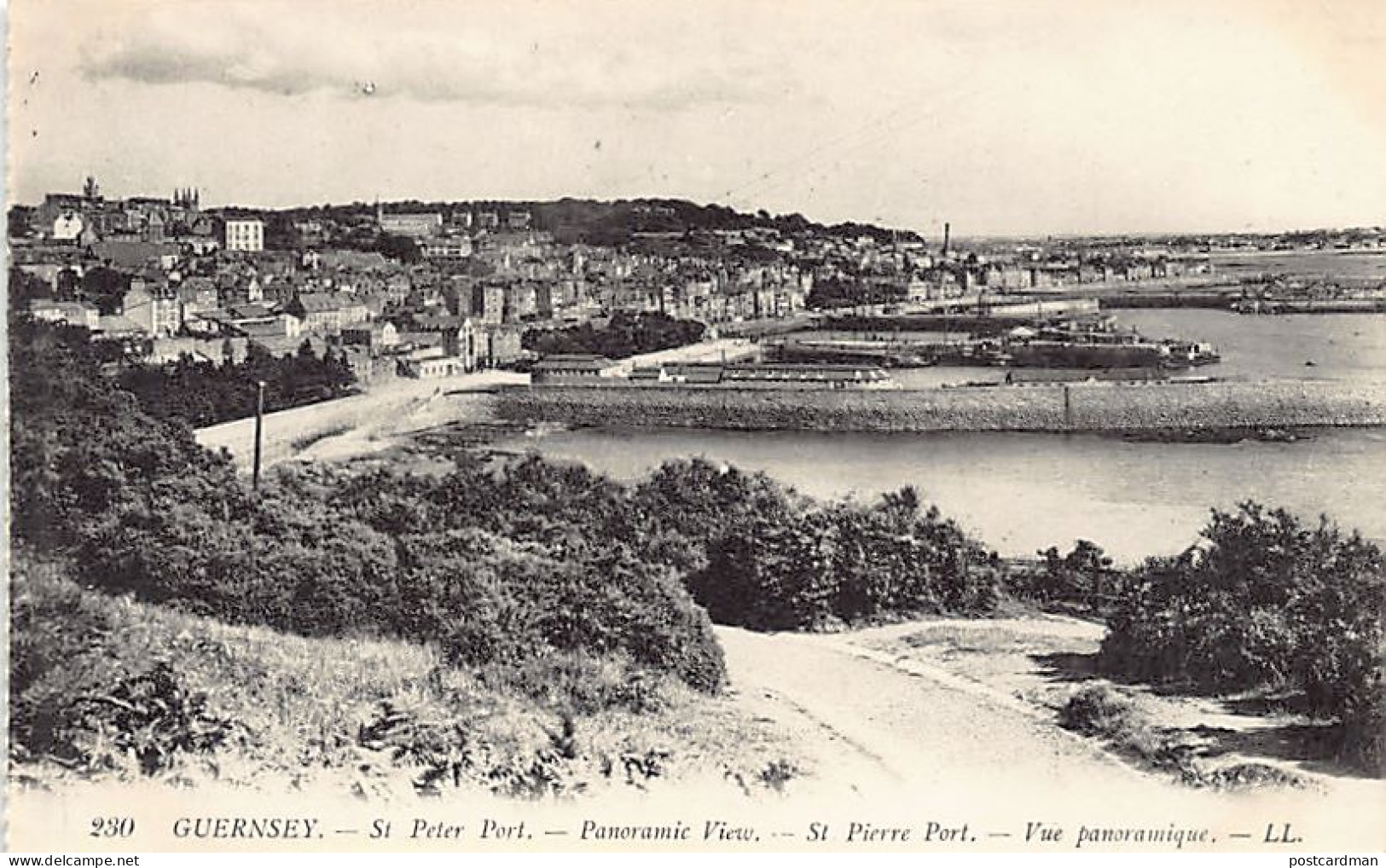 Guernsey - ST. PETER PORT - Panoramic View - Publ. Levy L.L. 230 - Guernsey