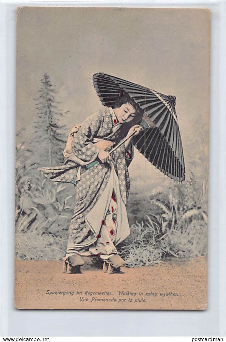 JAPAN - Geisha Waliking In Rainy Waether - Other & Unclassified