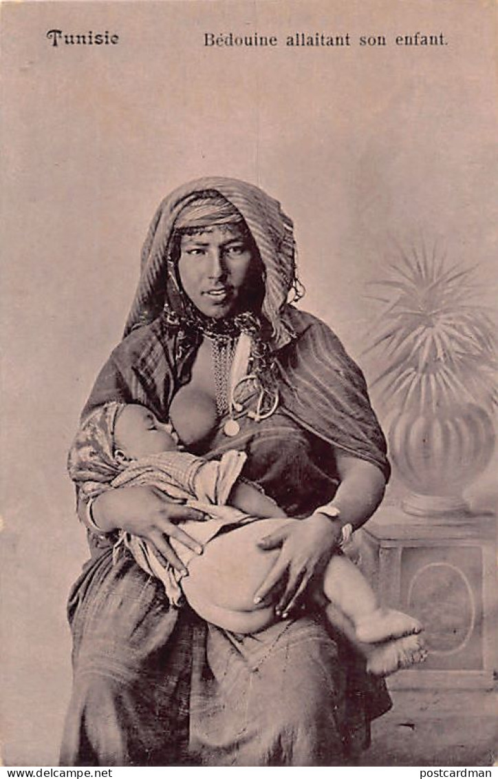 Tunisie - Bédouine Allaitant Son Enfant - Ed. E. C. 341. - Tunisia