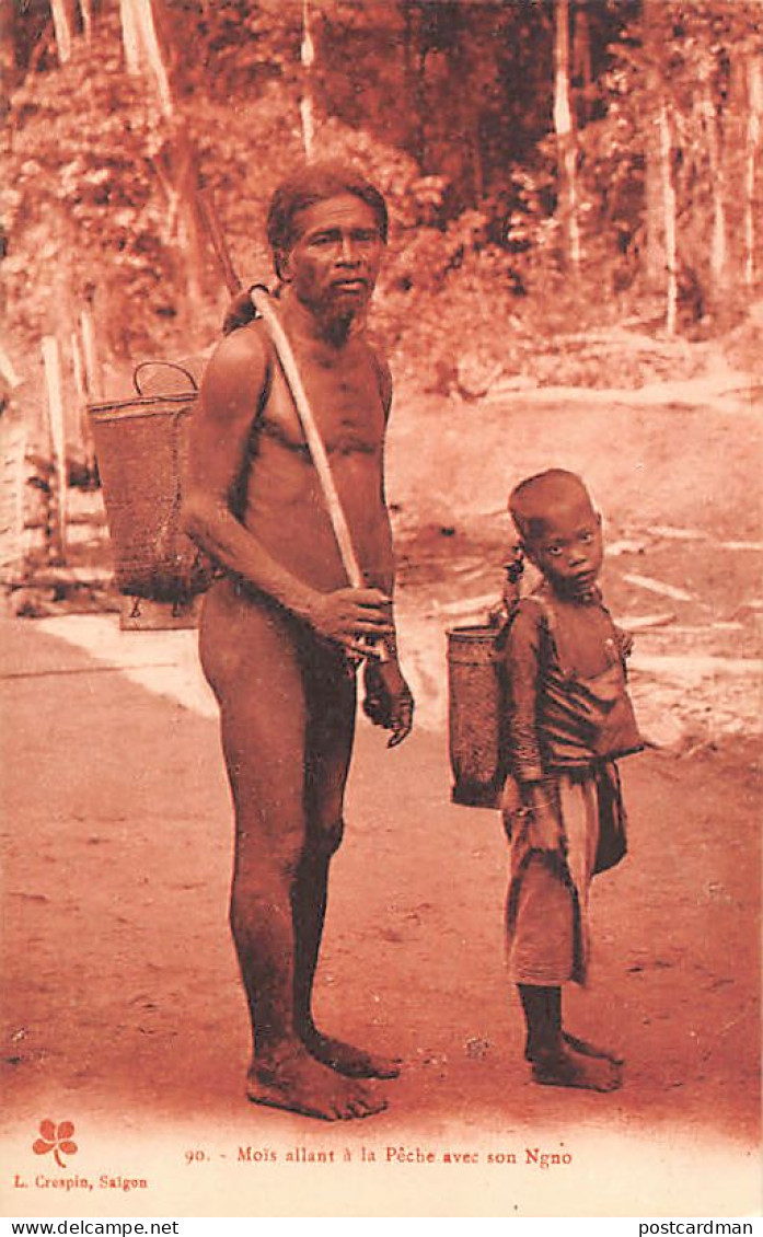 Vietnam - Moï (Montagnard) Allant à La Pêche Avec Son Ngo - Ed. L. Crespin 90 - Viêt-Nam