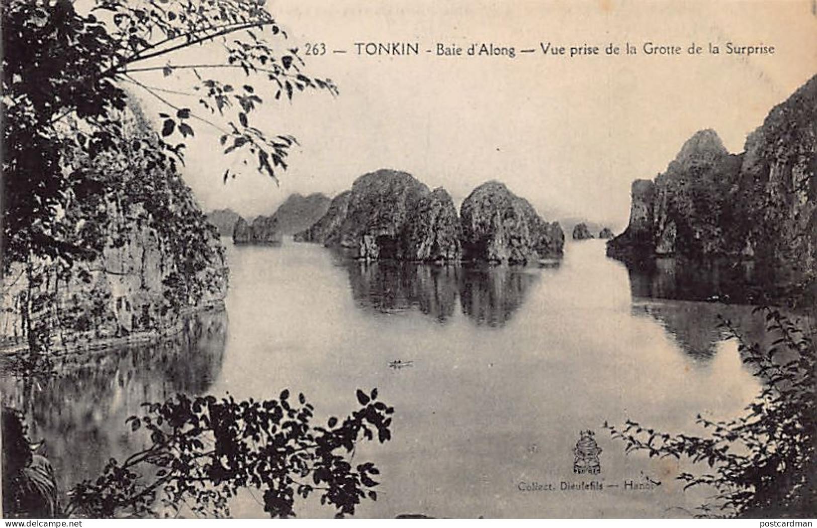 Viet Nam - Baie D'Along - Vue Prise De La Grotte De La Surprise - Ed. P. Dieulef - Viêt-Nam