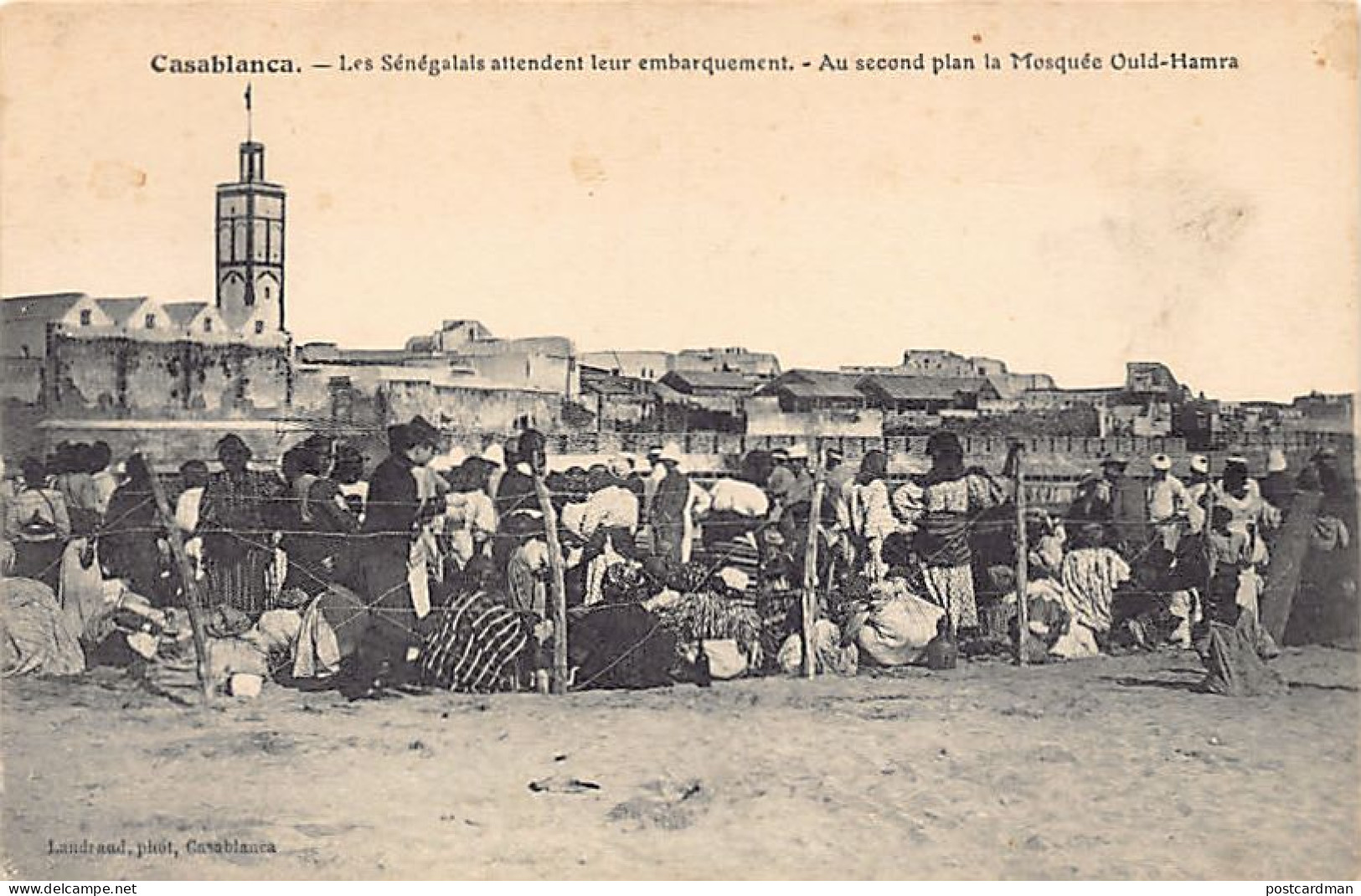 Maroc - CASABLANCA - Les Tirailleurs Sénégalais Attendent Leur Embarquement - Ed - Casablanca