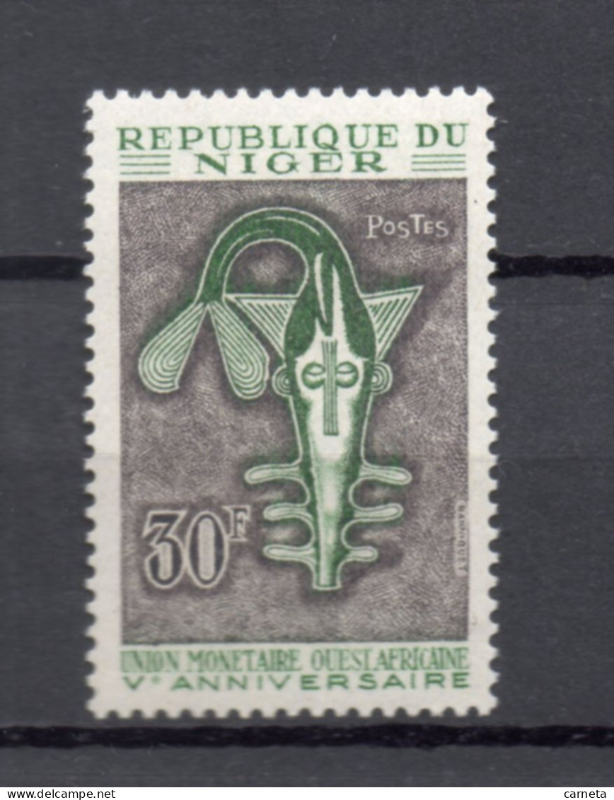 NIGER   N° 207    NEUF SANS CHARNIERE  COTE 0.80€    UNION MONETAIRE - Niger (1960-...)