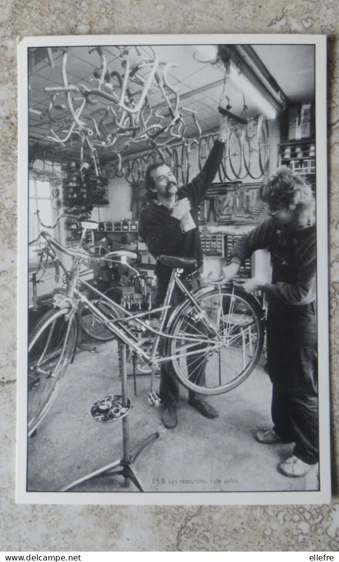 CPM Série En Touraine  JB 8 Photo De Jean BOURGEOIS - Les Réparateurs De Vélos Mr Dumaz Et Mme Held - 111/150 Exp - Ambachten