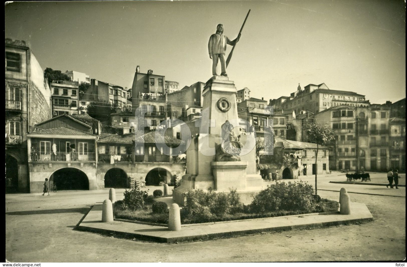 1960 REAL PHOTO FOTO POSTCARD CALLE VIGO PONTEVEDRA GALICIA SPAIN  ESPANA CARTE POSTALE - Pontevedra