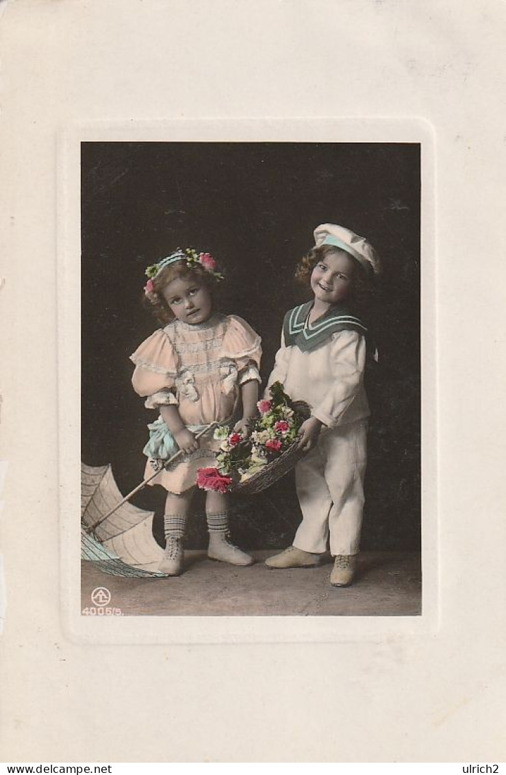 AK Bub Und Mädchen Mit Blumen Und Regenschirm - Matrosenanzug - Münster 1909 (69519) - Groupes D'enfants & Familles